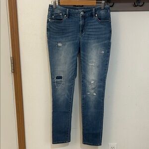 Chico's Classic Blue Distressed Skinny Jeans size 00